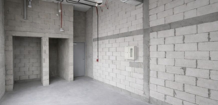 High-Exposure Commercial Shop for Sale