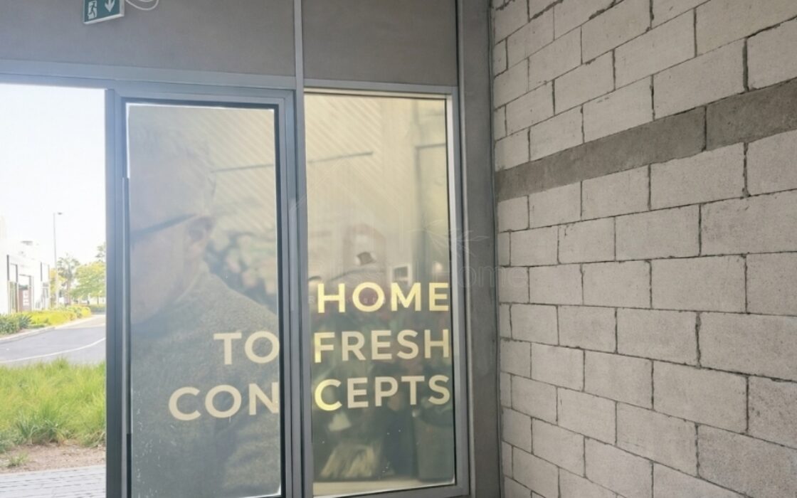 High-Exposure Commercial Shop for Sale