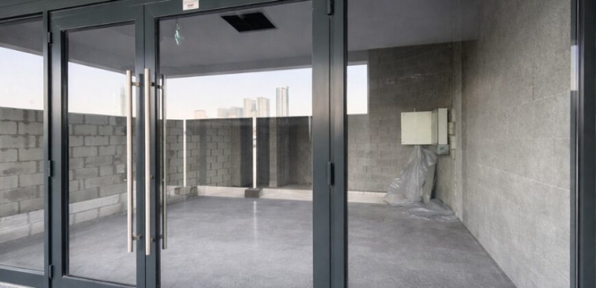 High-Exposure Commercial Shop for Sale
