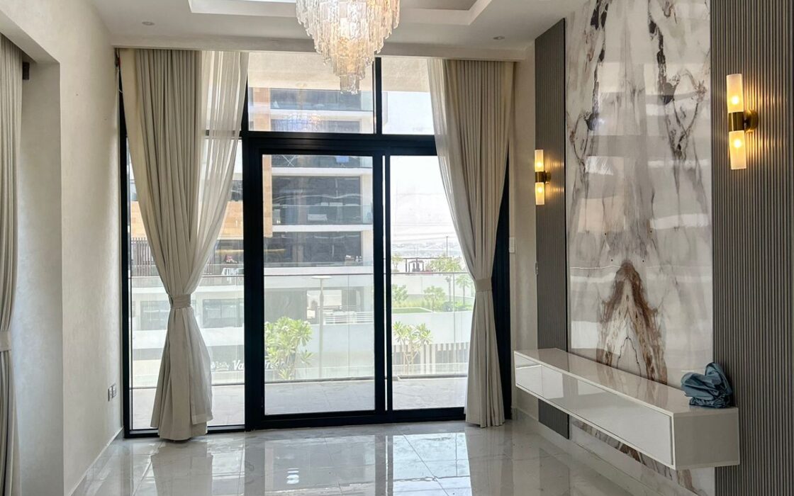 Fully Upgraded | Fully Furnished | Kitchen Equipped