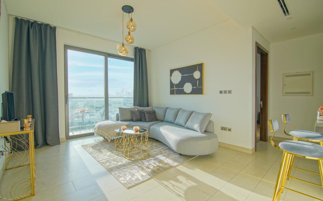 Luxury Fully Furnished/ VillaViews / High Floor