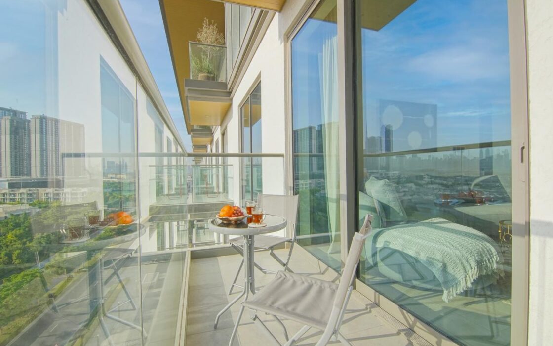 Luxury Fully Furnished/ VillaViews / High Floor