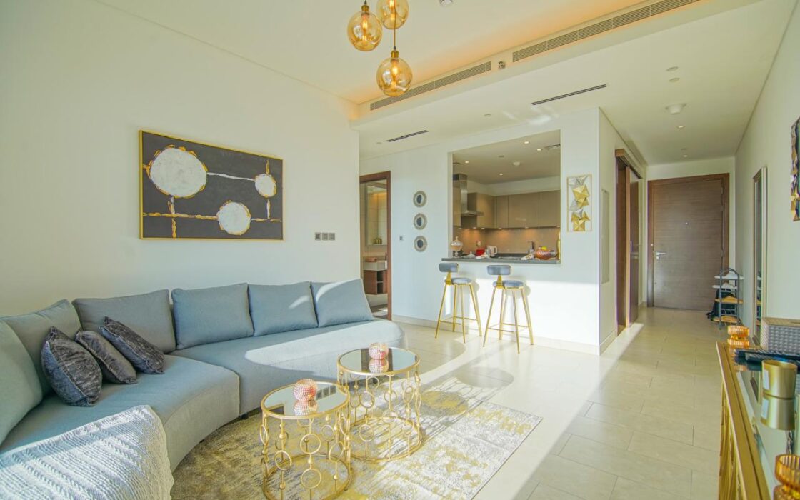 Luxury Fully Furnished/ VillaViews / High Floor