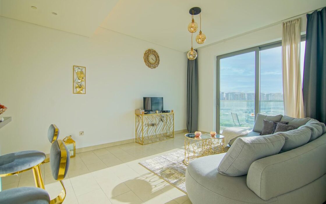 Luxury Fully Furnished/ VillaViews / High Floor