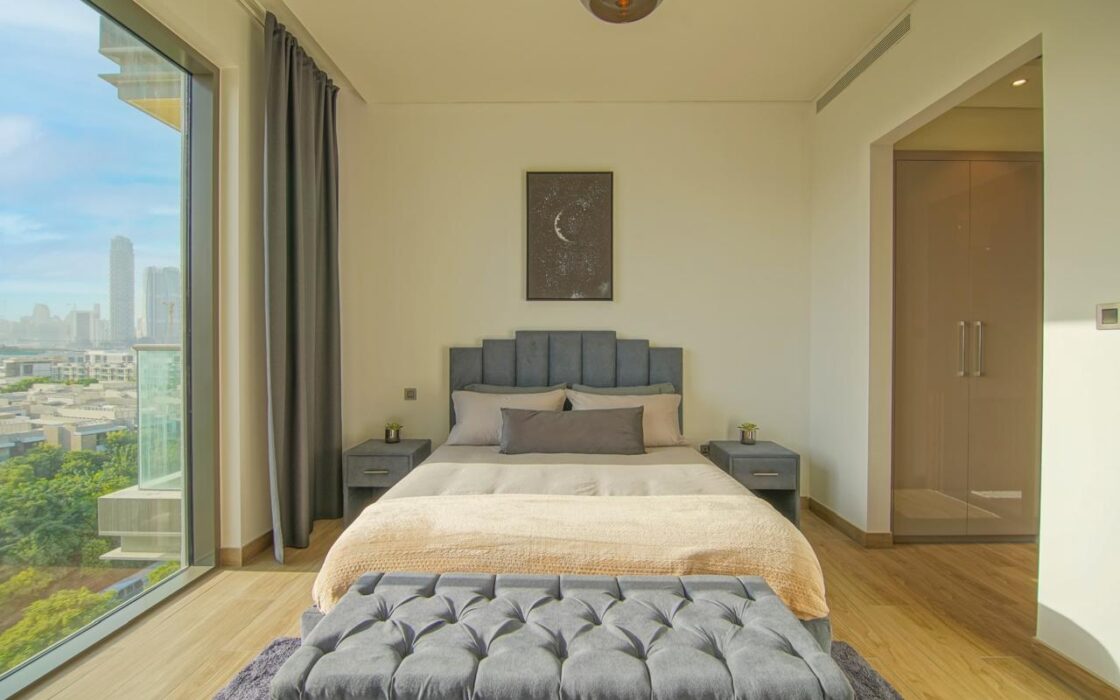 Luxury Fully Furnished/ VillaViews / High Floor