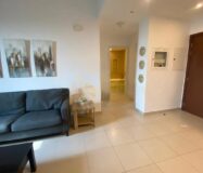 Stylish corner 1-BR Apartment in Hayat Boulevard