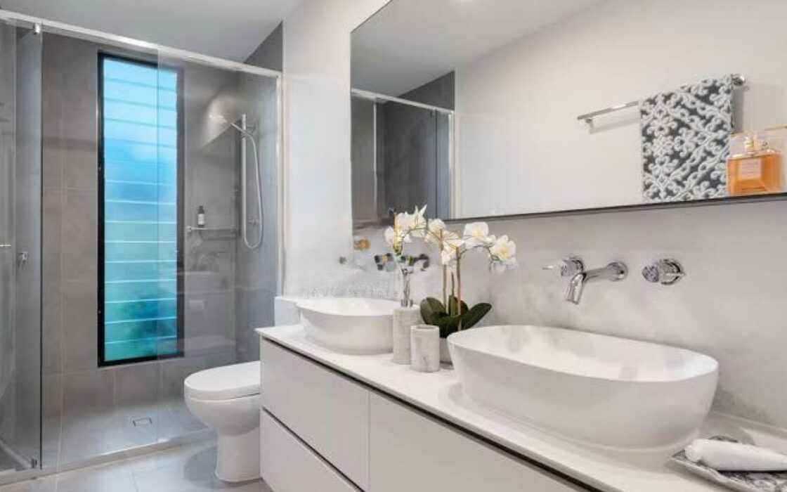 Elegant 2BR Home | Relaxing Jacuzzi | Walkable to