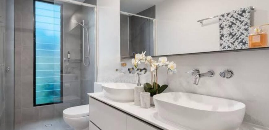 Elegant 2-Bedroom Apartment with Jacuzzi for Sale in Marquis Insignia, Arjan