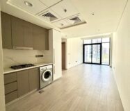 From Sunrise to Skyline – Live Riviera Style