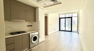 From Sunrise to Skyline – Live Riviera Style