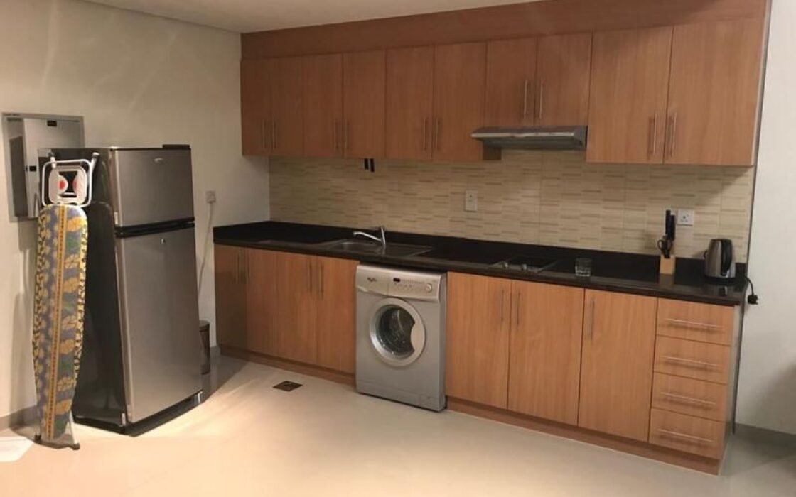 Luxury Studio in Lincoln Park – Prime West Side