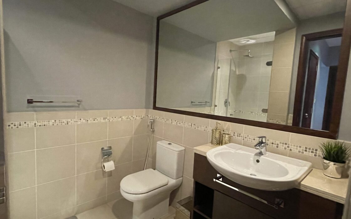 Perfect for Families | Bright Villa in Mira 4