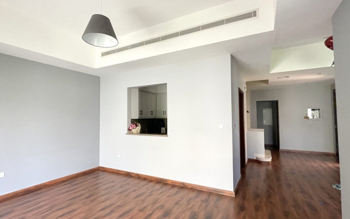 Perfect for Families | Bright Villa in Mira 4