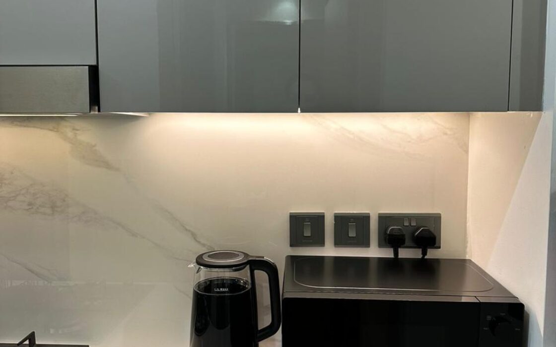 Fully Furnished Elegant Studio