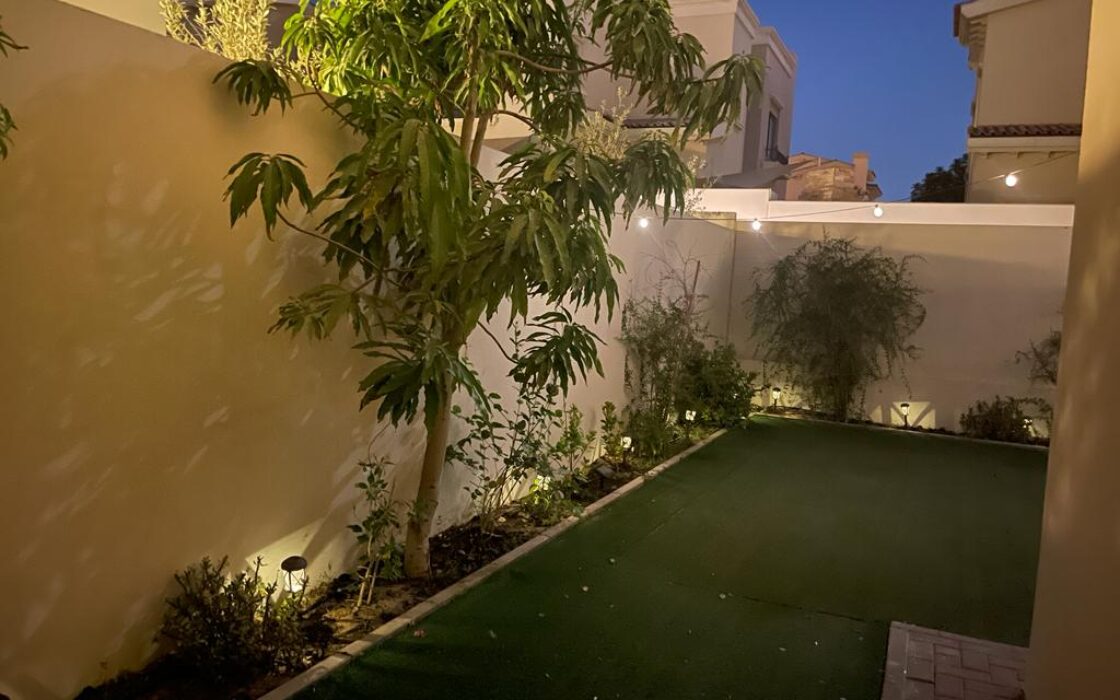 Perfect for Families | Bright Villa in Mira 4