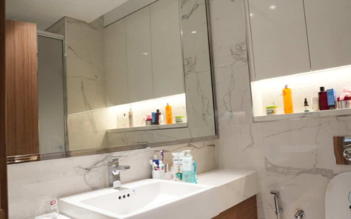 Stylish Studio Apartment in Azizi Riviera