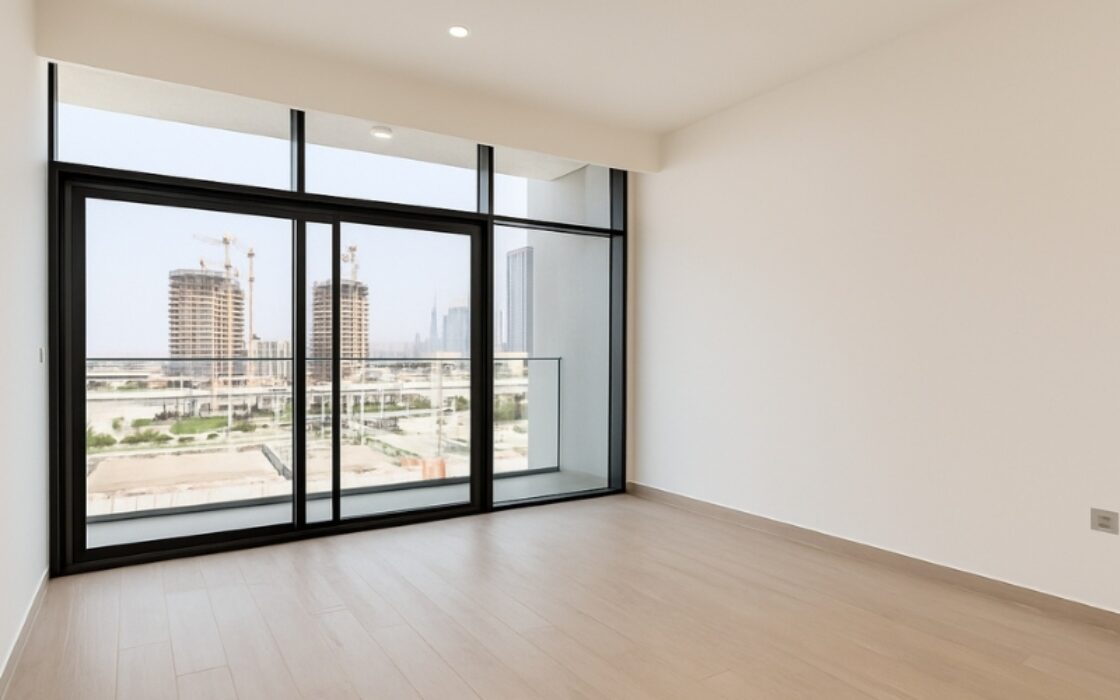 Elegant Studio with Balcony / Ready to Move