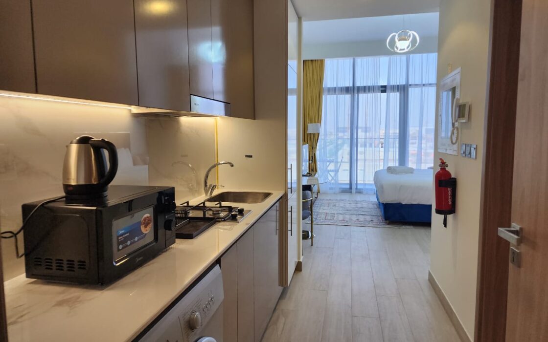 Modern Studio with Community Views for Rent in Azizi Riviera 5 Meydan