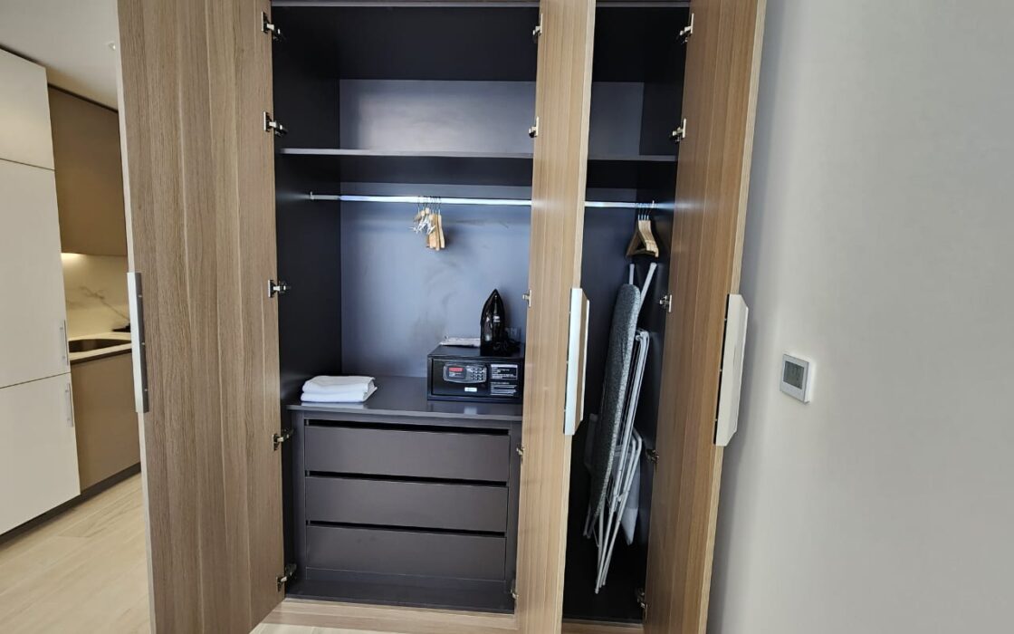 Modern Studio with Community Views for Rent in Azizi Riviera 5 Meydan