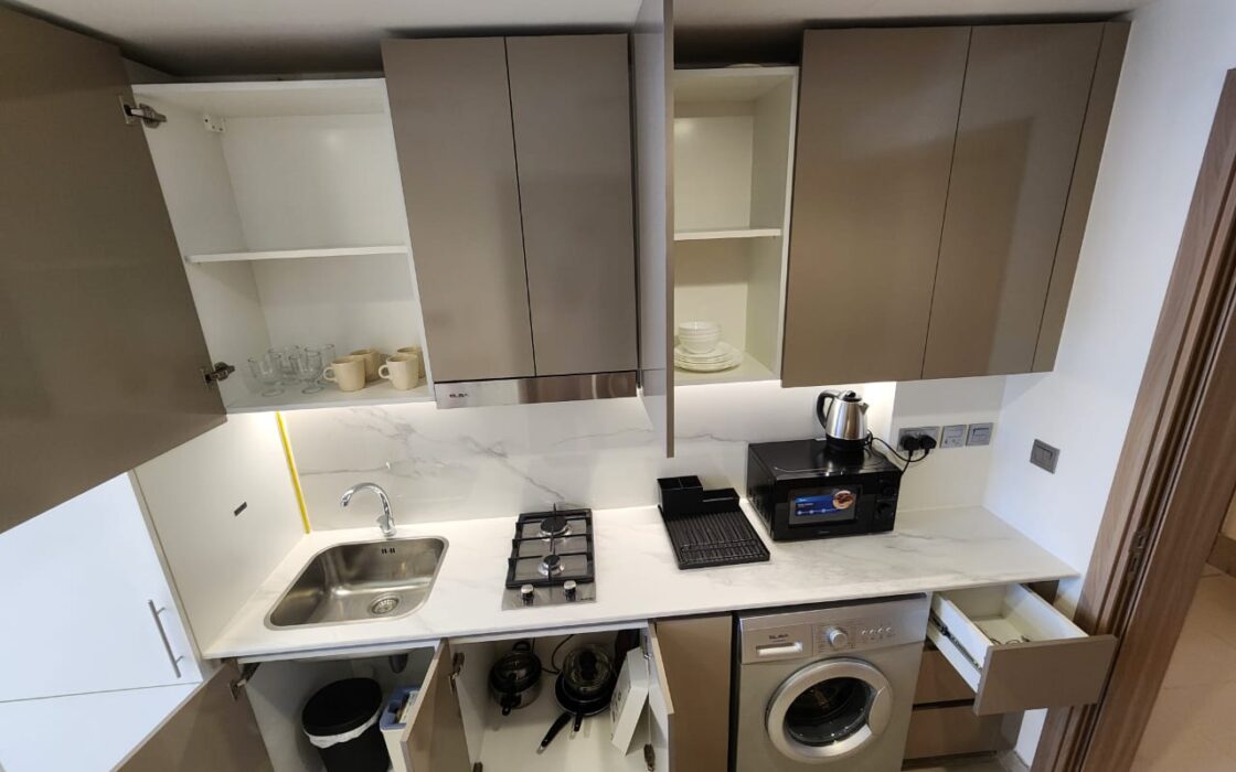 Modern Studio with Community Views for Rent in Azizi Riviera 5 Meydan