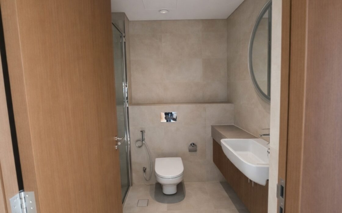 Modern Studio Living with Green Views Azizi Mirage