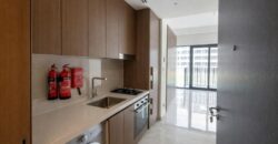 Modern Studio Living with Green Views Azizi Mirage