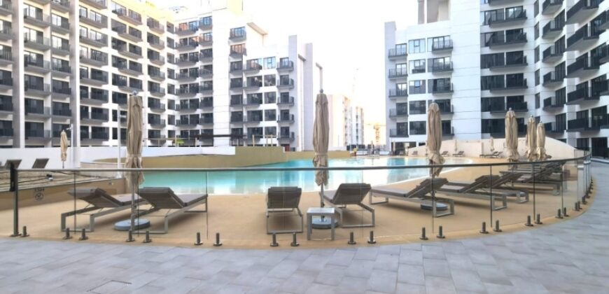 Modern Studio Living with Green Views Azizi Mirage