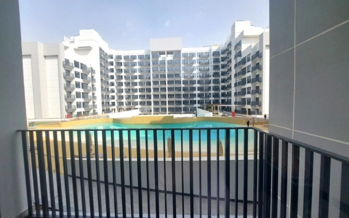 Modern Studio Living with Green Views Azizi Mirage