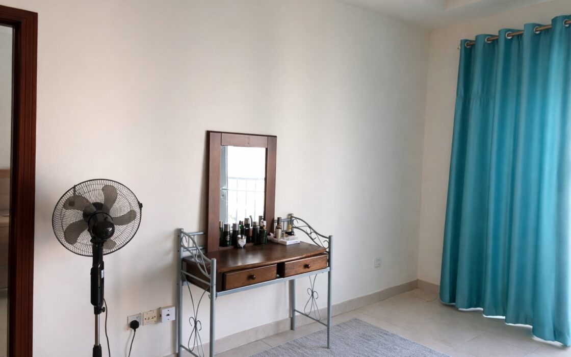 Spacious 1-Bedroom Apartment – Universal Apartment