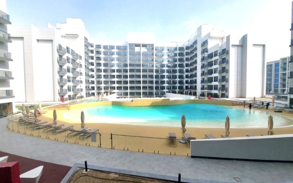 Modern Studio Living with Green Views Azizi Mirage